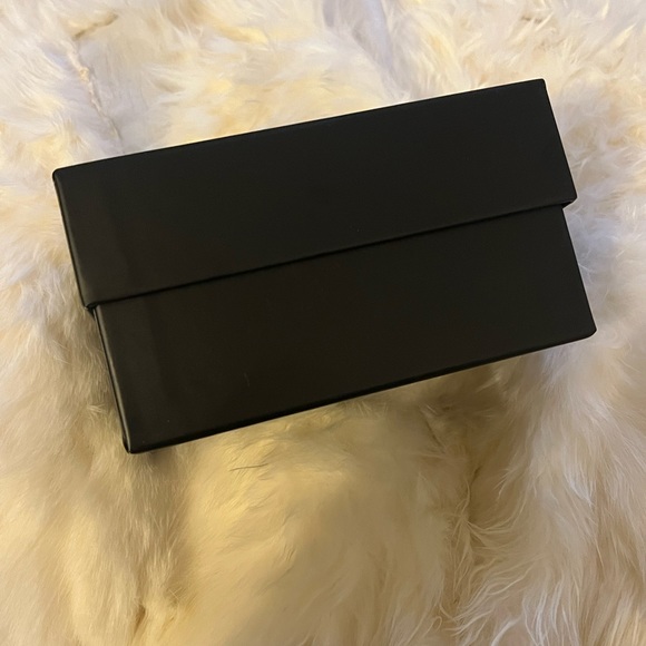 Versace Mini Jewelry Box - Picture 2 of 5